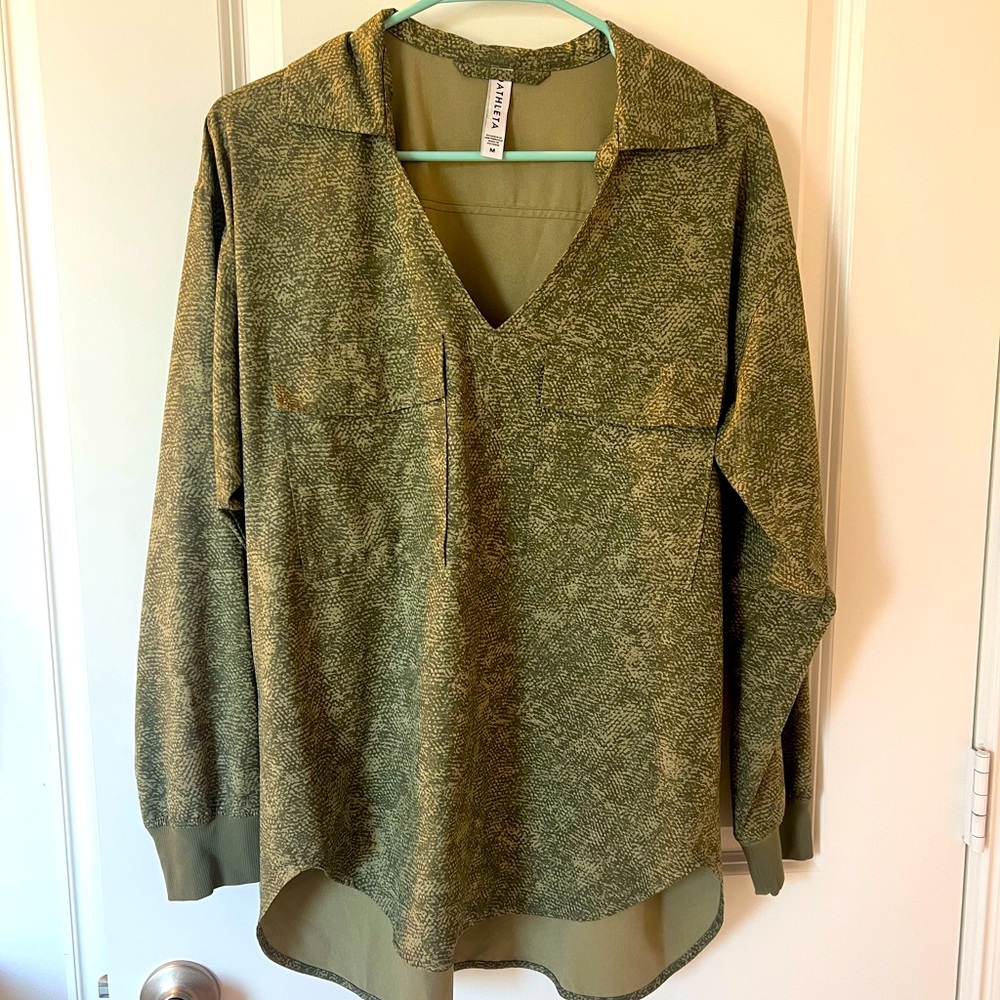 NWOT Athleta Zuma Top Medium